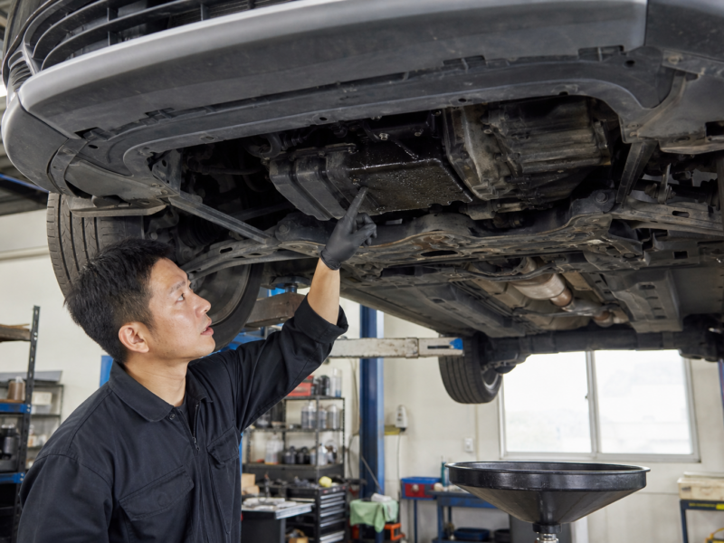 ポルシェ Cayenne エンジンオイル漏れ 漏れ確認 施工事例 ハードワーカーズ 仙台店
